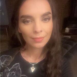 Meet your Posher, Ria